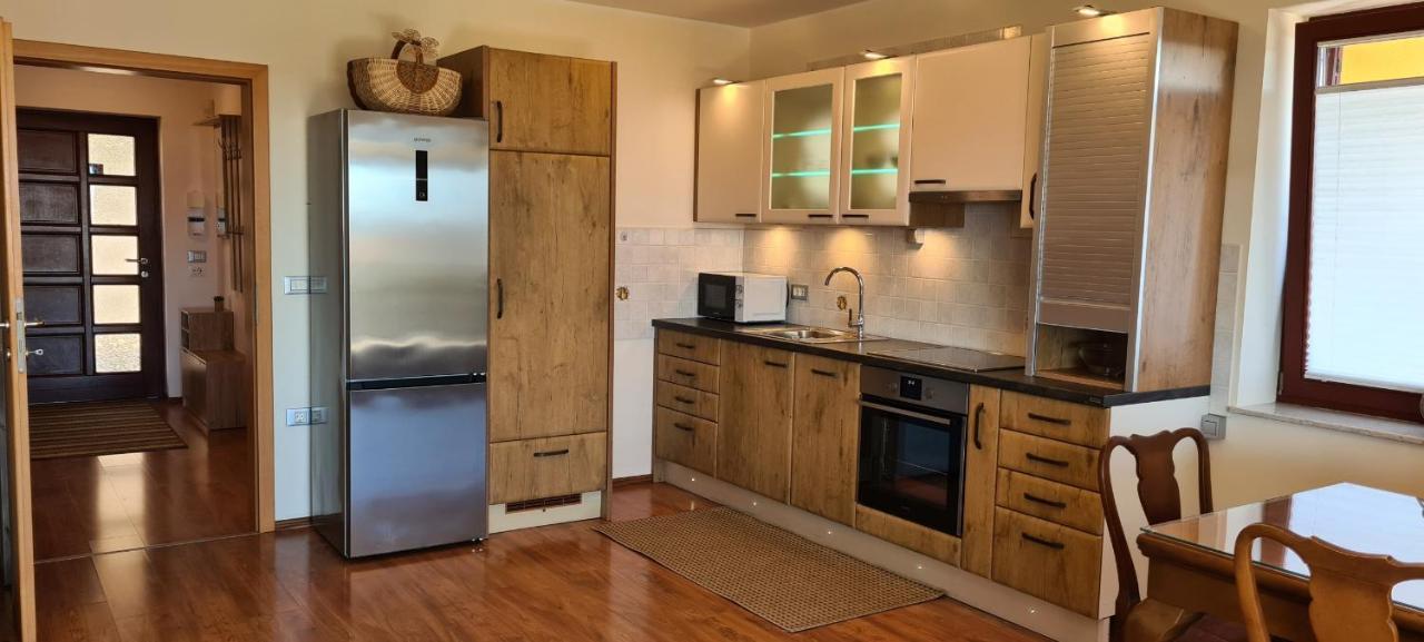 Апартаменти Apartma Nebo-Sky Smarje  Екстер'єр фото